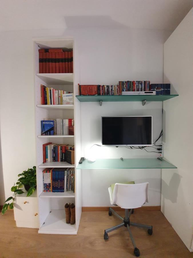 מילאנו Alma Vacation Apartment In The Centre, Big Terrace מראה חיצוני תמונה
