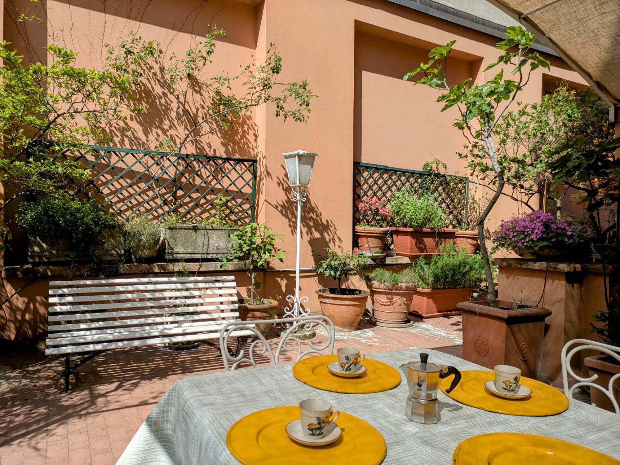 מילאנו Alma Vacation Apartment In The Centre, Big Terrace מראה חיצוני תמונה