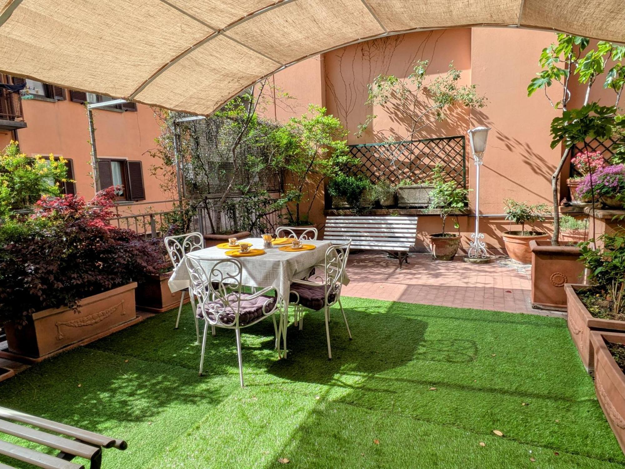 מילאנו Alma Vacation Apartment In The Centre, Big Terrace מראה חיצוני תמונה